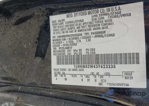 2003 Lincoln Town Car Signature из США, поврежденный, VIN 1LNHM82W43Y623338